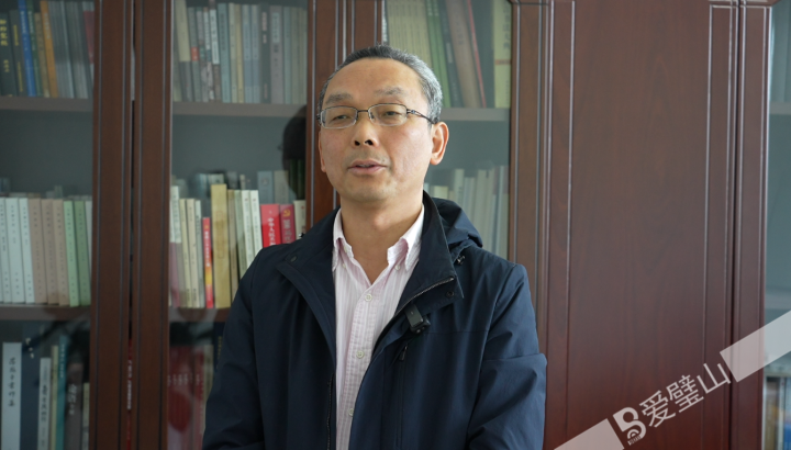 喬聯主席 胡正好.jpg