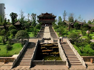 虎峰樓登山步道